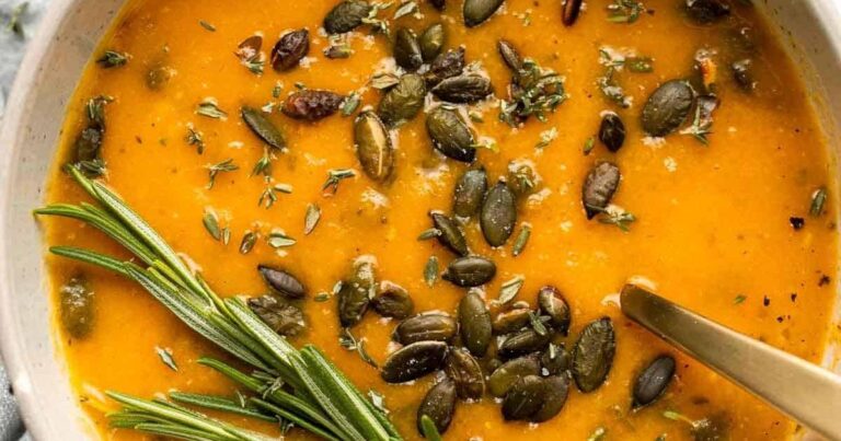 Easy Weeknight Dinner Butternut Squash Curry Soup