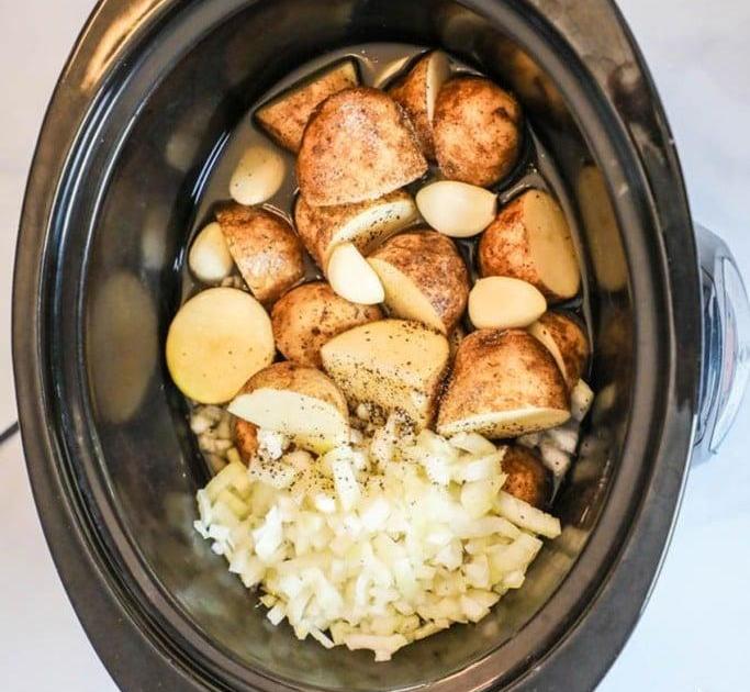 Easy & Delicious Crock Pot Potato Soup Recipe