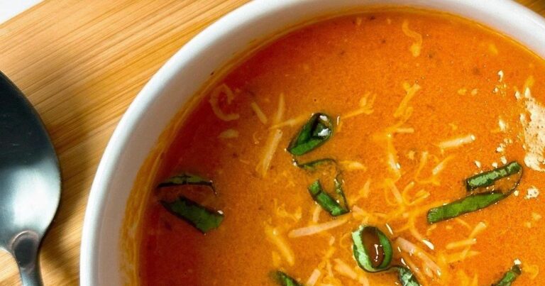 Crockpot Tomato Soup and Grilled Cheese