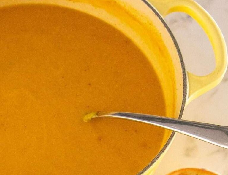 Curried Butternut Squash and Apple Soup