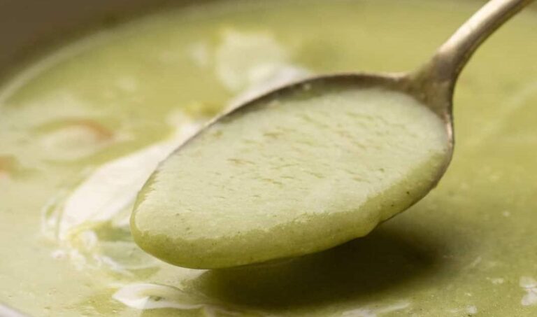 Ridiculously Easy Cream of Broccoli Soup