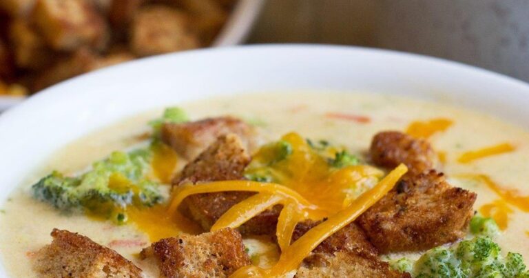 Easy Cheese Broccoli Soup