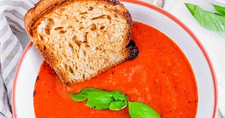 Easy Vegan Tomato Bisque