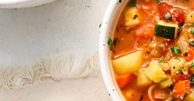 Hearty Minestrone Soup