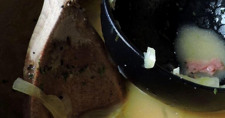 Reuben Soup with Corned Beef and Cabbage