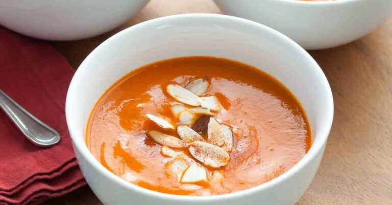 Roasted Red Pepper and Pumpkin Soup