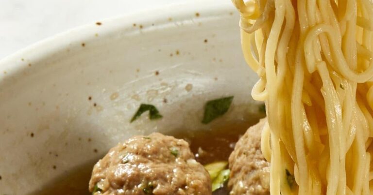 30-Minute Meal: Thai Soup