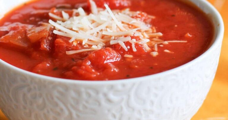 Tomato Basil Soup (Low Carb, Paleo & Whole30 Options)