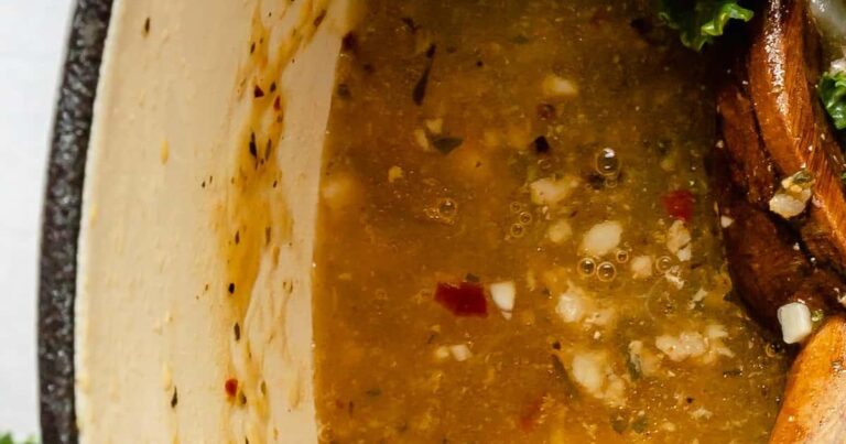 Zuppa Vegana: Italian Potato, Bean, and Kale Soup