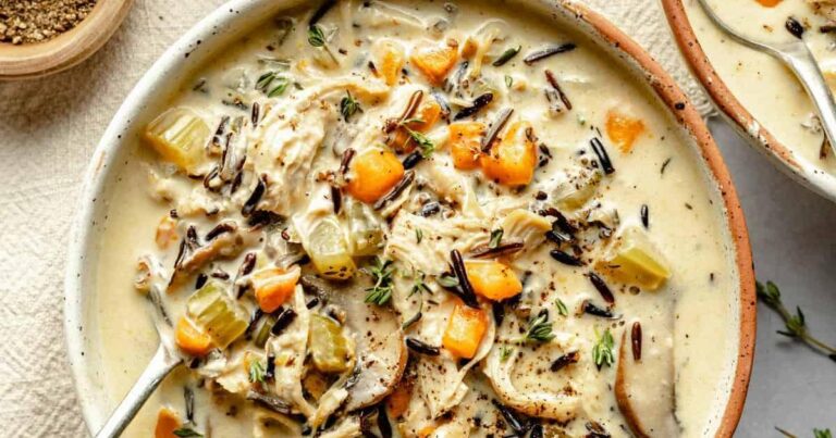 Copycat Panera Chicken and Wild Rice Soup