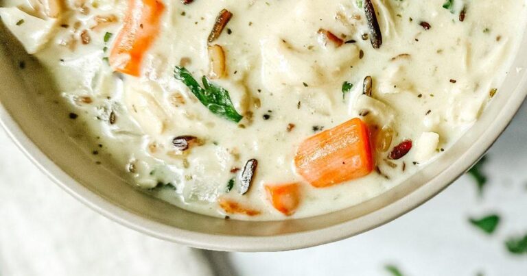 Slow Cooker Creamy Chicken and Wild Rice Soup