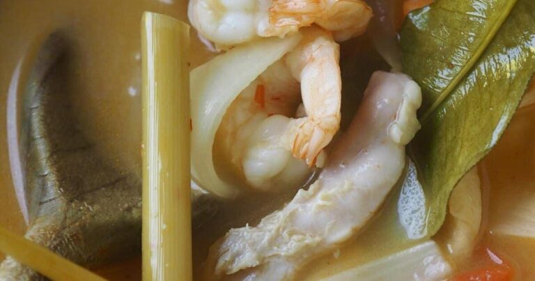 Tom Yum Seafood Soup Recipe
